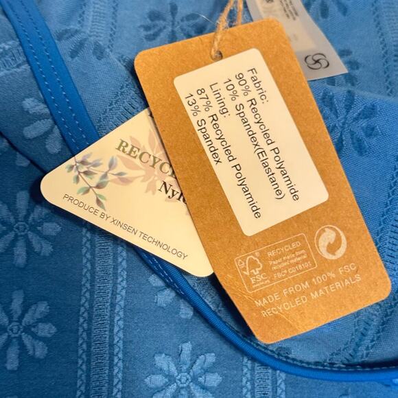 New BERLOOK Blue Jacquard Textured Stretch Swimsuit Cover-Up Skirt Women's Sz L - Picture 10 of 11